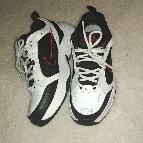 🔥💢 NIKE AIR MONARCH IV SHOES - Picture 1 of 10